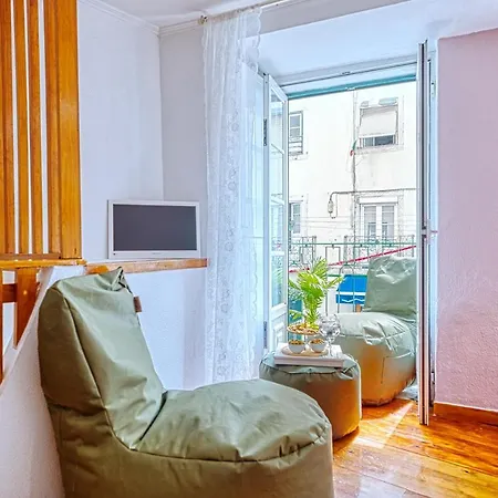 Inloveapartments - Alfama Balcony Appartement